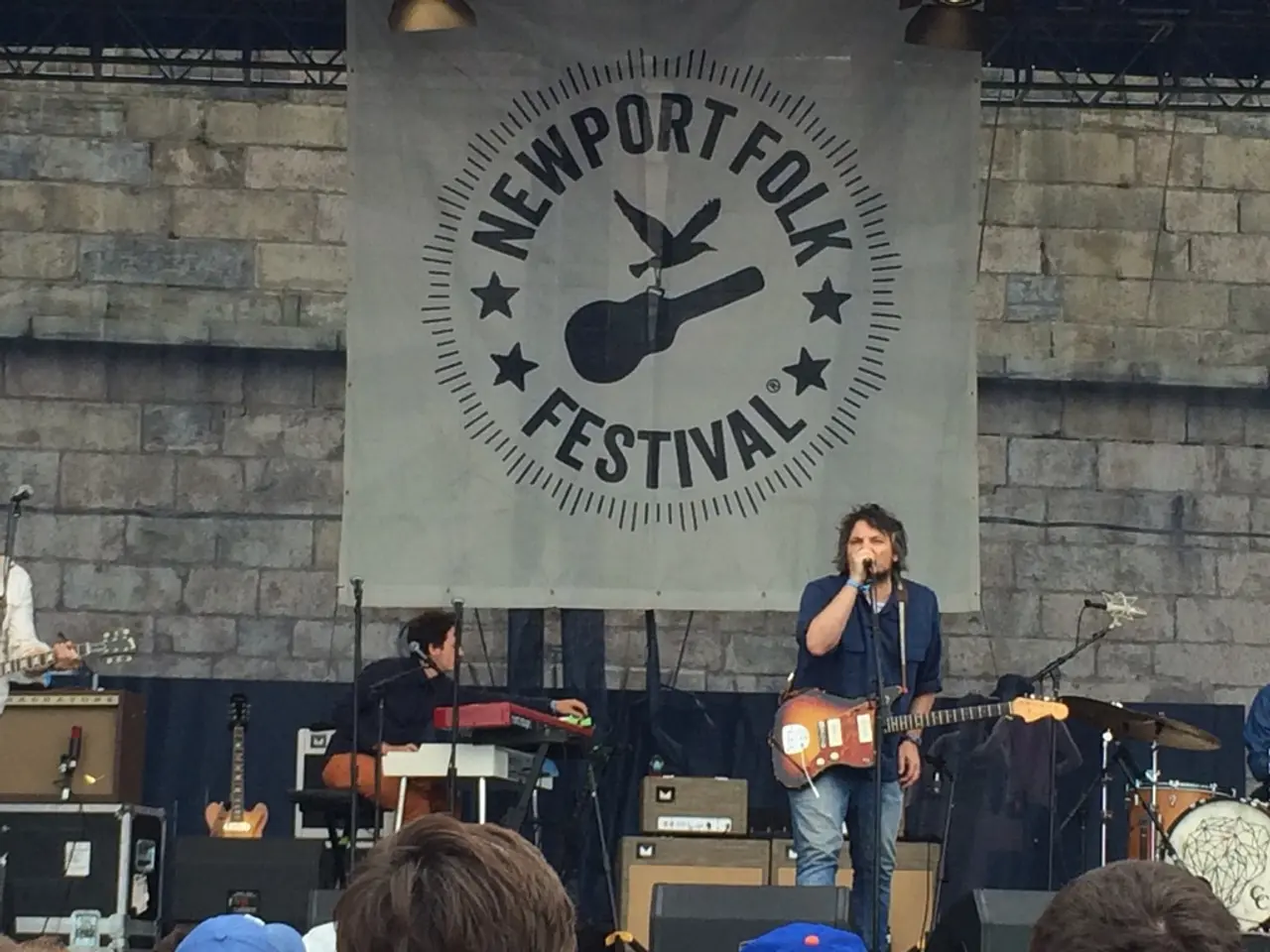 Live performance video trailer unveiled for Solstice's upcoming album "Clann Live" - what appears...