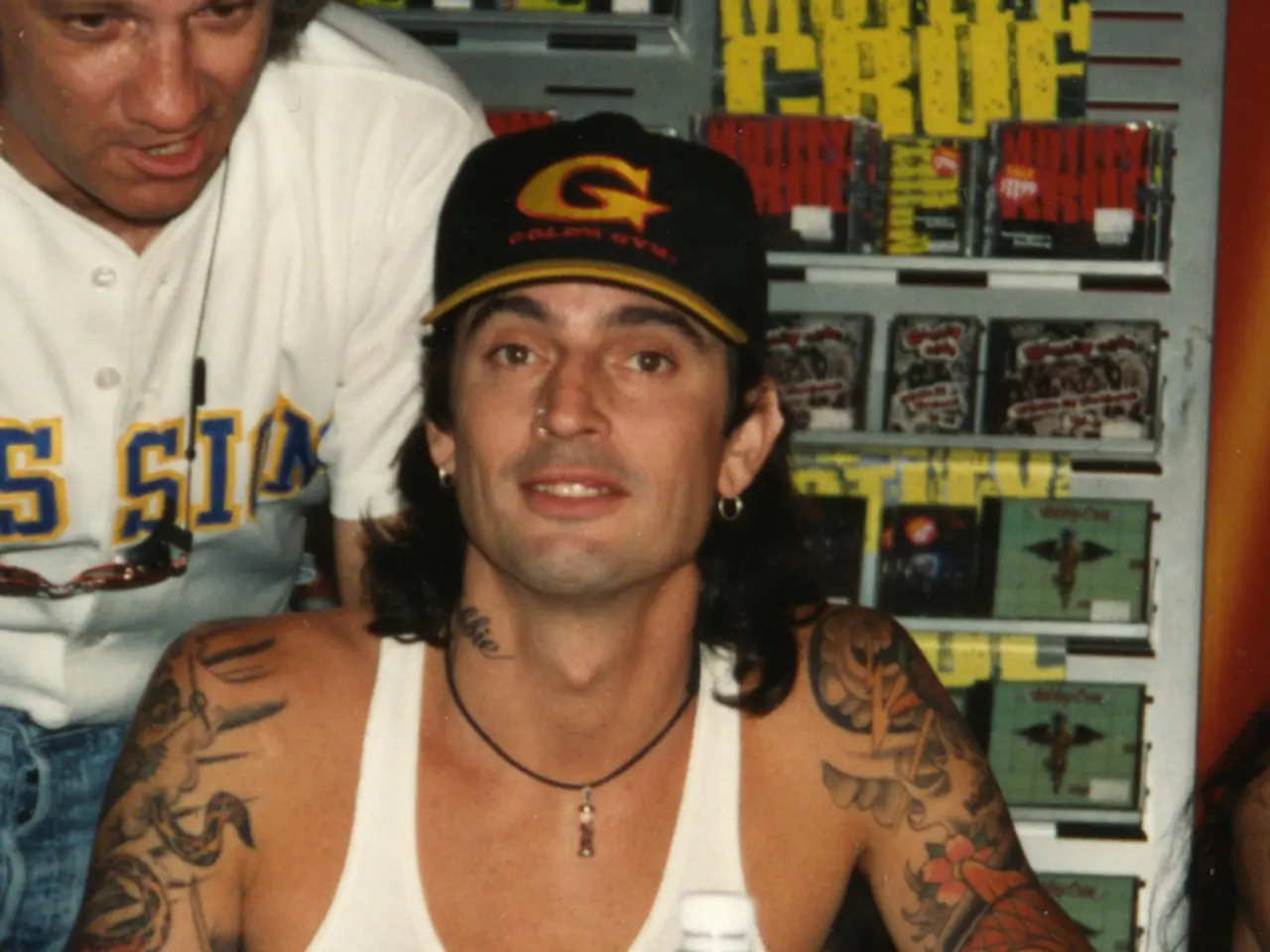 Signals Identifying Potentially Harmful Romantic Connections