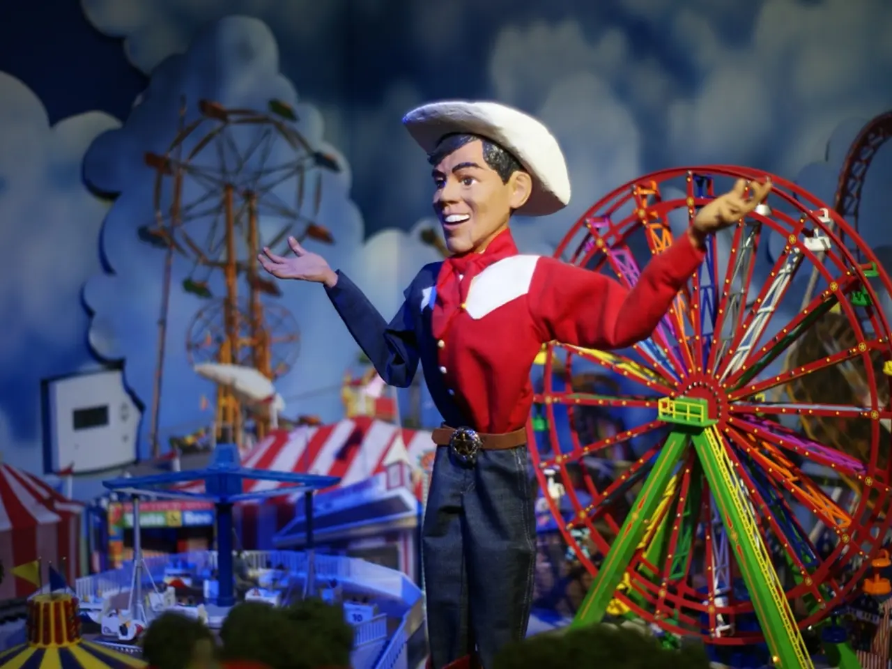 Online Prediction Contest: A Virtual Game that Mimics Climate Change Scenarios