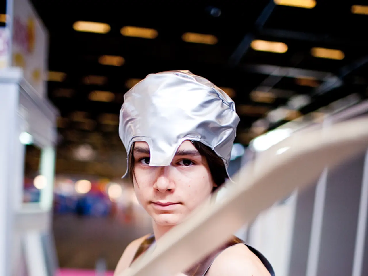 Authorities seek individuals who may have observed the incident.