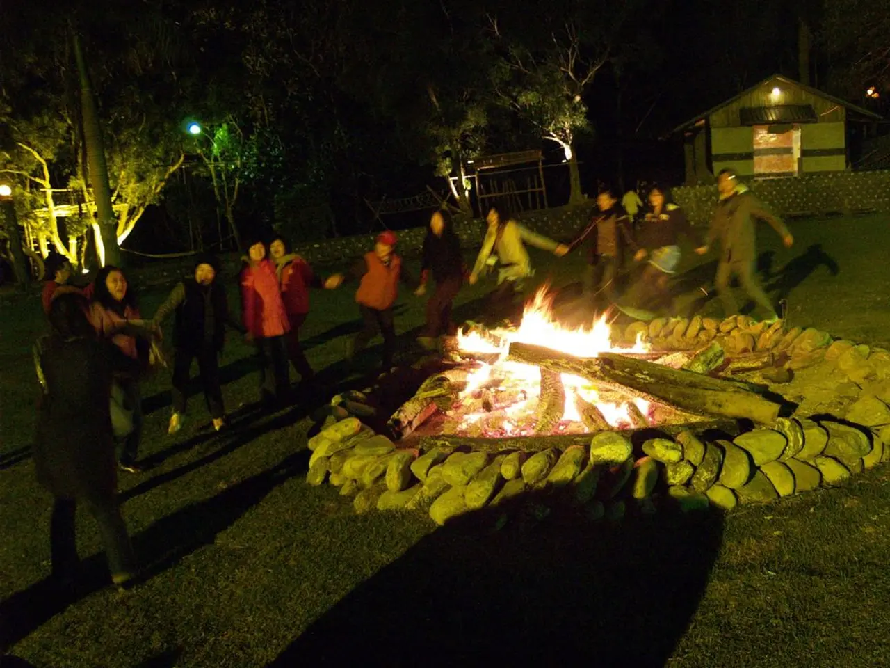 Seven Al Fresco Dance Choreographies Suited for Distinct Seasons, Aligning with Nature's Cyclical...