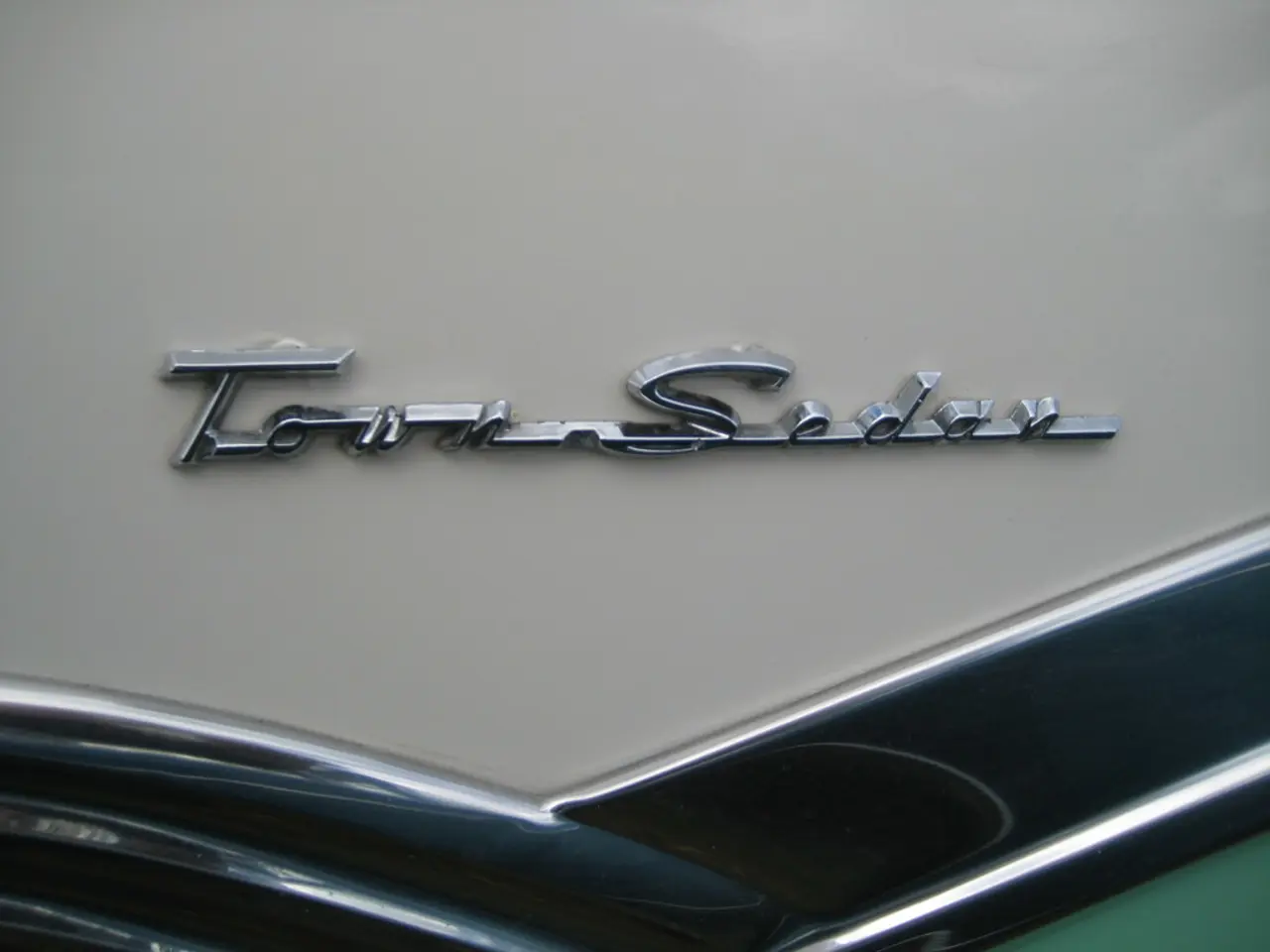 Car prices for second-hand vehicles: Noticeable decrease in August