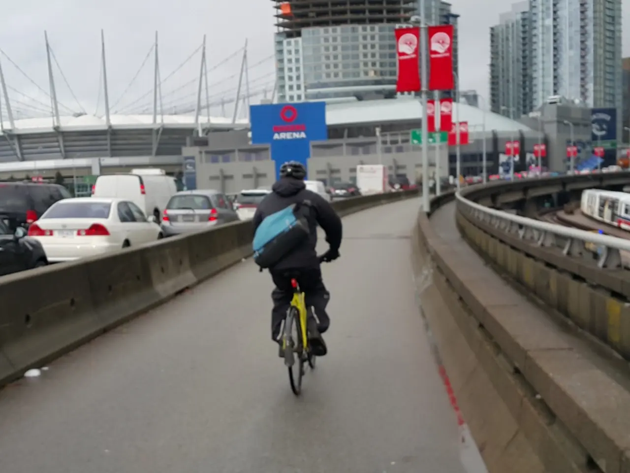 Bicyclist suffers severe injuries after tumble in Lower Algae region