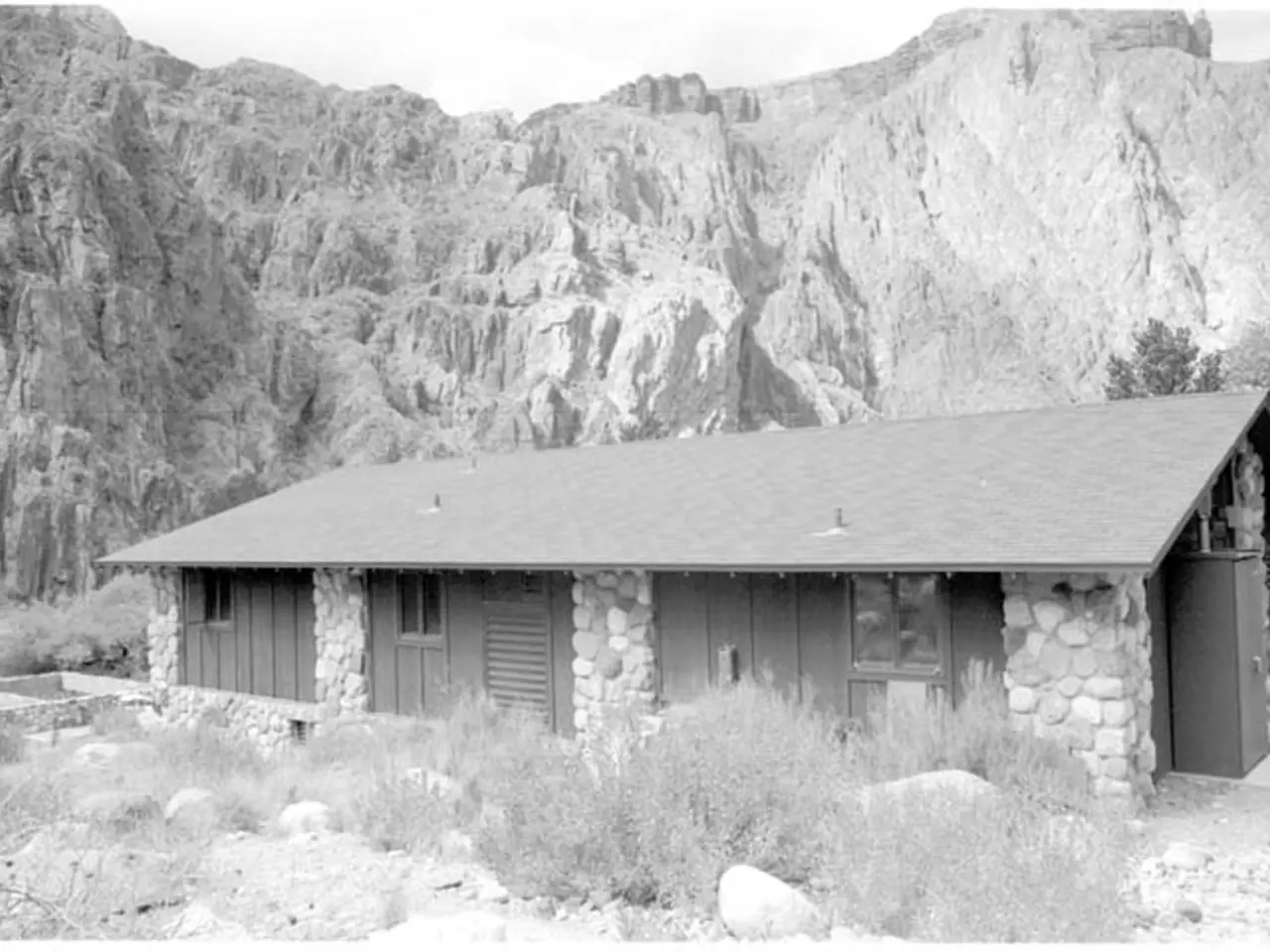 This marks the continuation of the Dune saga in its third installment.