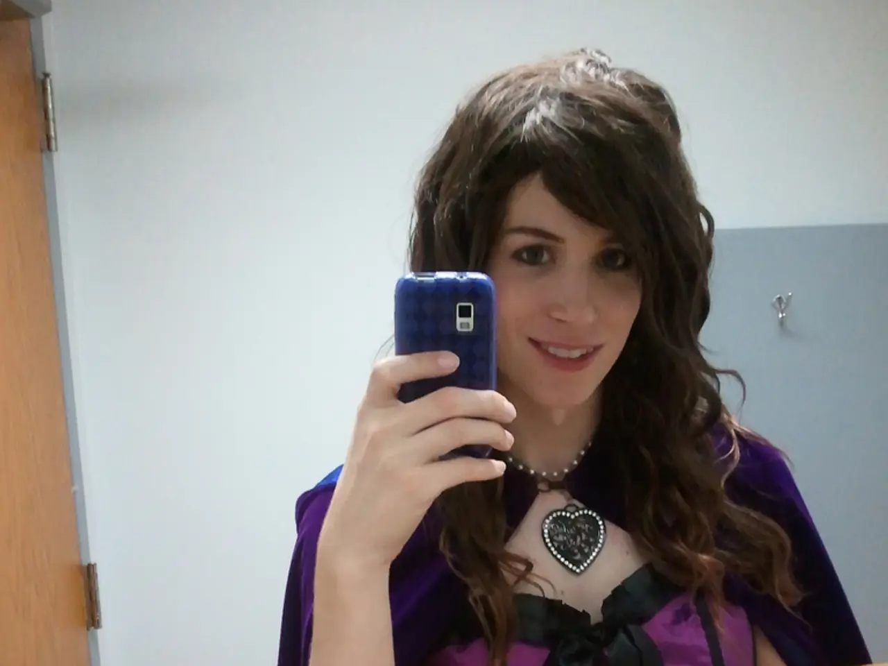 Breakup with Hakan Sabancı marked by Hande Erçel's debut Instagram post after split