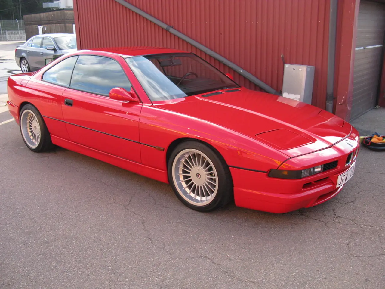 Bidders' Persistent Inquiries Successfully Halted Cars & Bids Auction