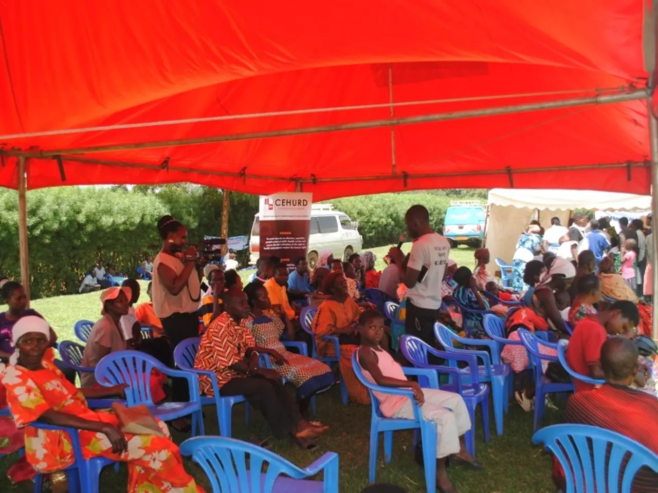 Minimal automotive movement observed on travel routes