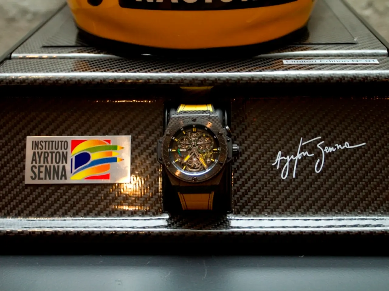 Time hierEditors depict a transition as MB&F M.A.D. Editions team up with Yinka Ilori, transforming...