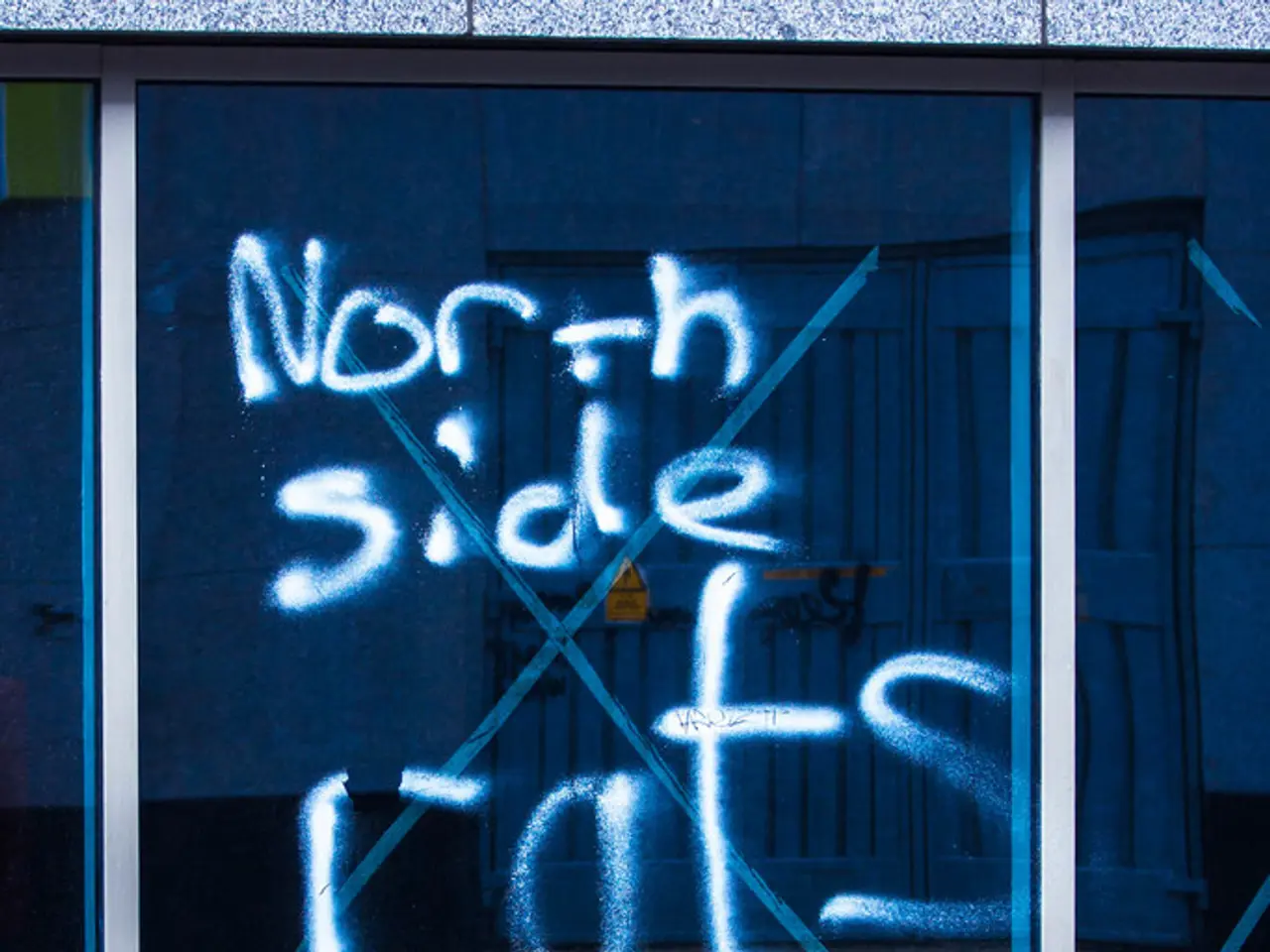 Weekend border control operations led by federal police in NRW result in warranted arrests