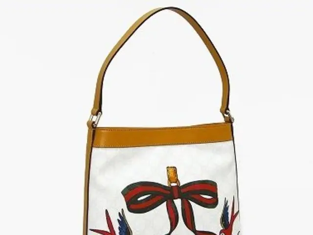 Discarding Unused Paint: Discover 5 Effortless Methods to Dump Paints Safely and Lawfully