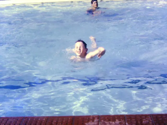 Workers' shield from ionizing radiation risks now proposed by the Commission in a new directive.