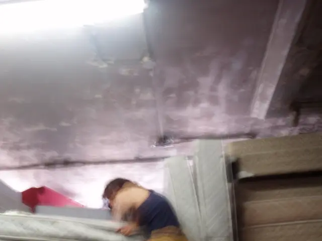 Hybrid Mattress from Sleepy: Awe-Inspiring Comfort or Daring Dilemma?