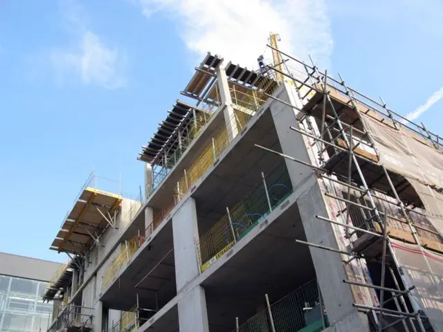 View the weather prediction for Spain on the 6th of August