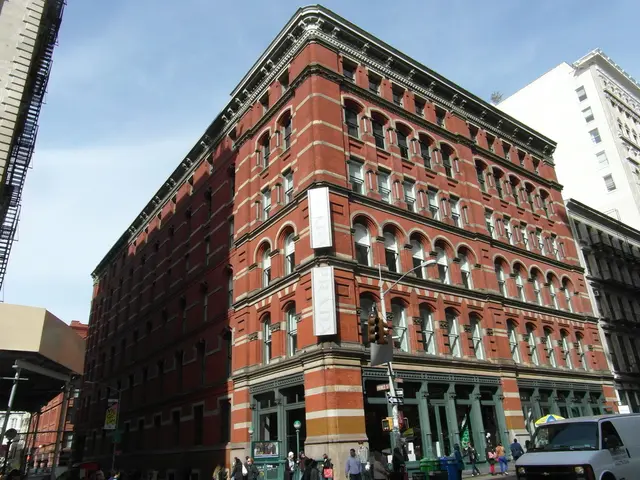 New traffic signal and signage installation contract given to Staffordshire