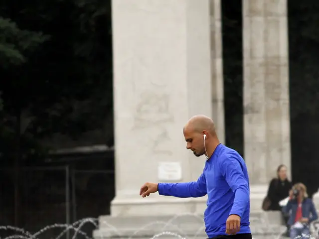 Cyclist from Poland sustains minor injuries, partially overlooked during incident