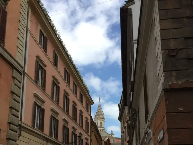 Mixed weather kicks off the new week, ranging from sunshine to downpours