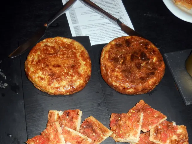 Uncomplicated and straightforward, this refreshing beverage delivers its intended effect smoothly