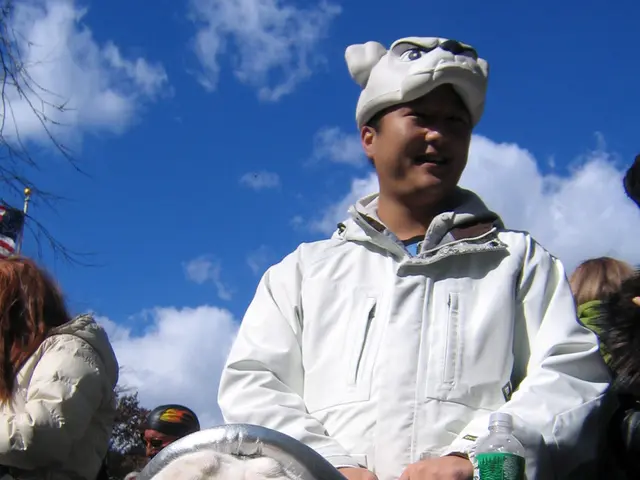 Tips for maintaining a healthy and happy dog, ranging from using 'sniff-aris' for mental...