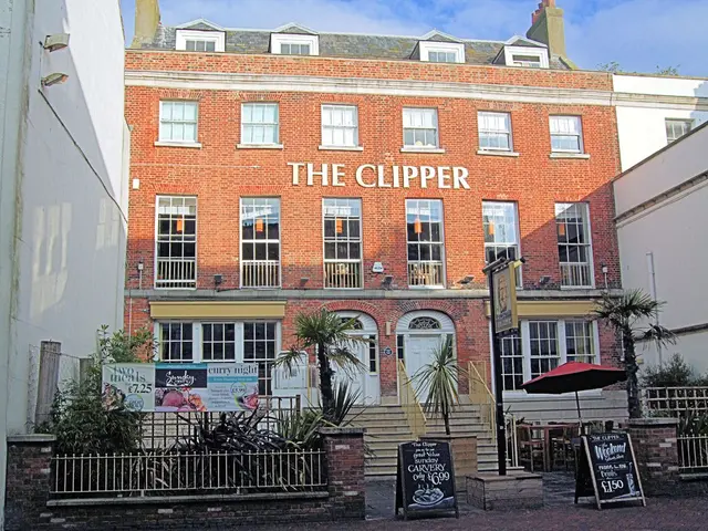 Restaurant Faelt is forced to shut down.