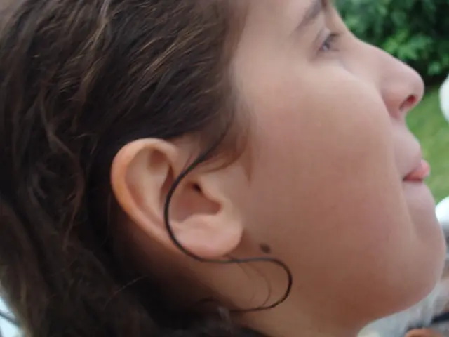 Children's Mole Troubles: Recognizing Symptoms & Taking Precautions