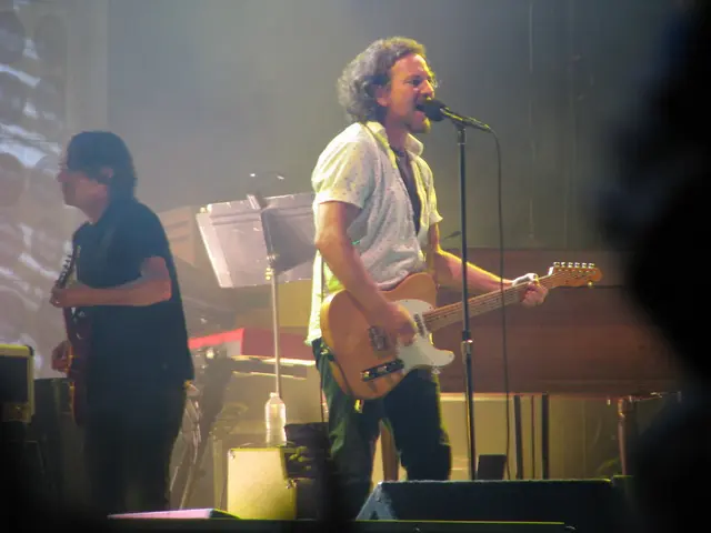 "RTL to debut Saturday night program hosted by Stefan Raab and Elton"