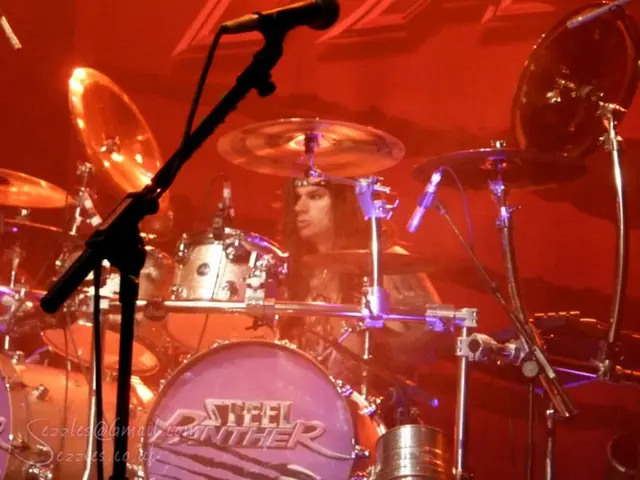 Explanation of the Enigma: Why Do My Powerbeats Pro Earphones Turn Red?