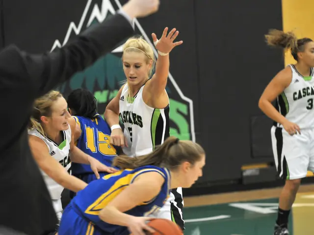 Golden State Valkyries Maintain Defense Against Reigning Champions Liberty in...