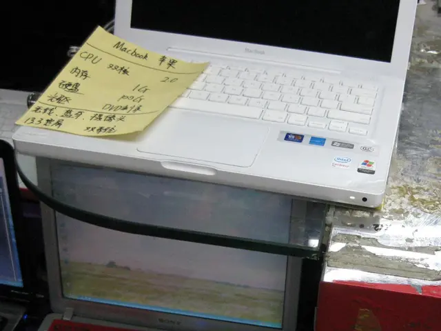 Latest Report: MacBook Pro set to feature OLED screen up until 2027