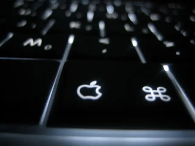 U.S.-based Apple manufacturing venture involves Samsung chip collaboration