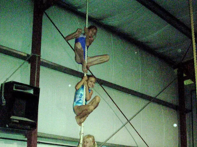 Robert falsely accused of committing John the killer's heinous acts in Emmerdale!