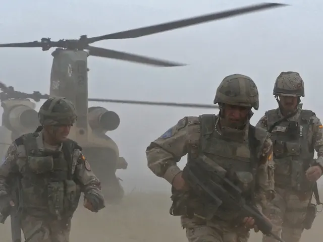 Helicopters deployed in pursuit of juvenile thieves in a political area