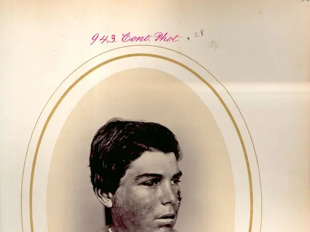 Unidentified mortal found. Berlin police requesting public assistance.