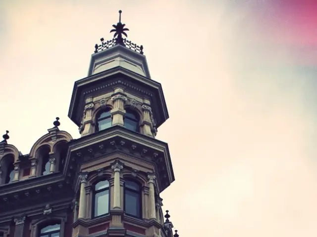 Weather's Influence on Building Projects: Legal Issues and Obstacles to Overcome