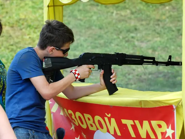 Neighbor in distress: law enforcement takes action against threatening individual