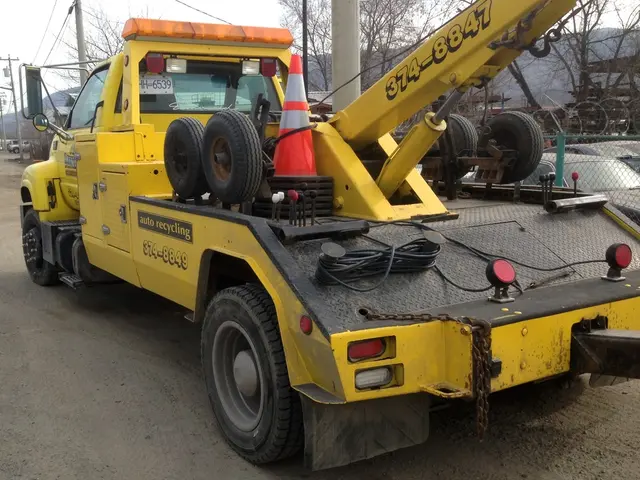 Car Purchase Issue: 2015 Highlander Refused to Start After a Few Days; Suspicious Tracking Unit...