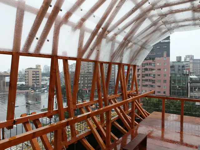 Severe Weather Causes Power Outages for Over 1000 Homes in South-East Region and Interrupts Train...