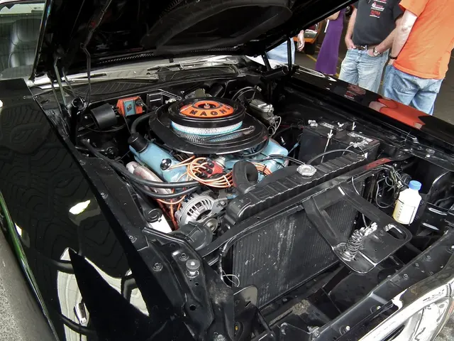 Terrifying Road Mishap in Hattingen: One Individual Suffers Serious Injuries