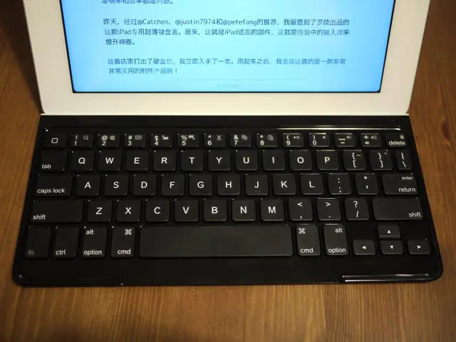 Lenovo Laptop's Screen Rotates Vertically to Horizontally Indeed