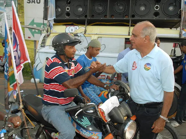 Everyone, including Steve Buscemi himself, often mispronounces his own name.