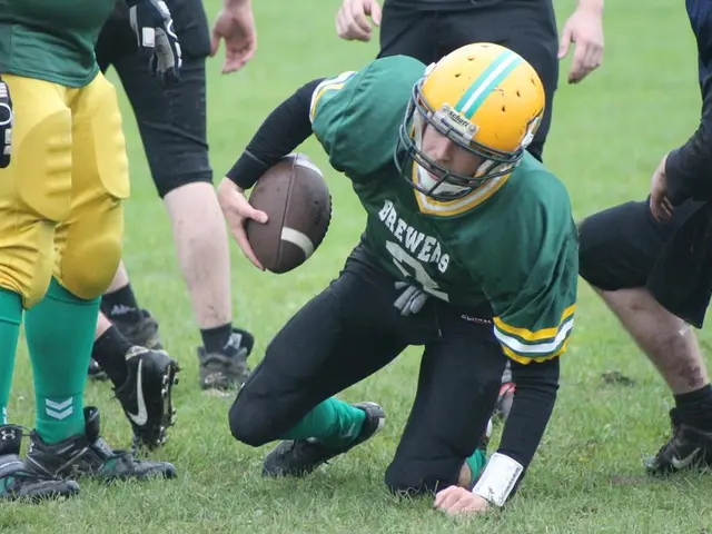 Football Players in America Struggling with Dementia (10 Cases)