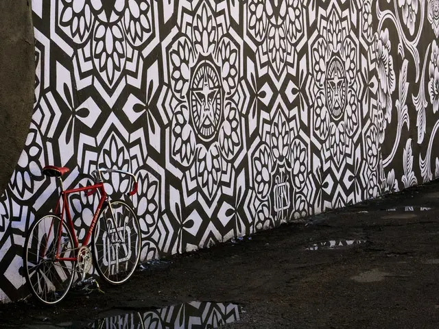 Guided journey through artistic landmarks at STADTRADELN city