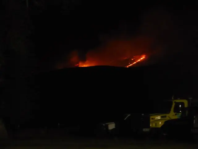 Locality of Dinslaken encounters garage blaze