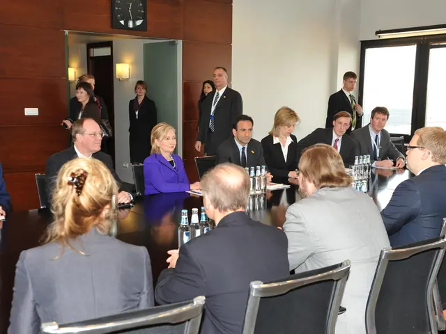 Staff and team organisation with a focus on diversity (male, female, diverse) and efficiency...