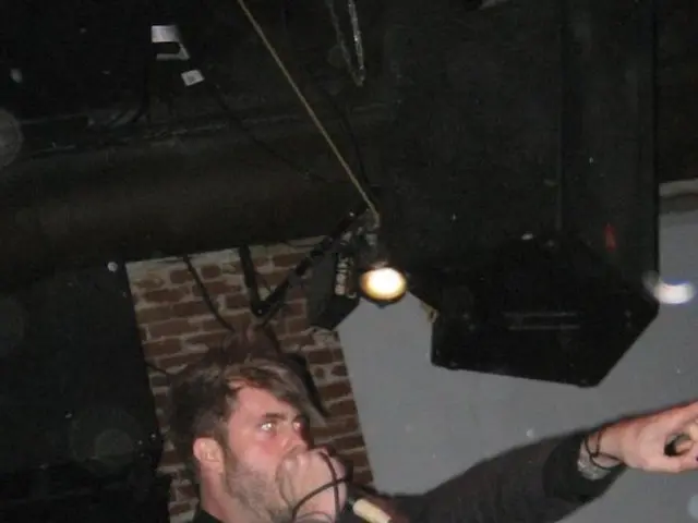 Sophia and Kayef launch their latest collaboration, titled "Dream on," as a new single.