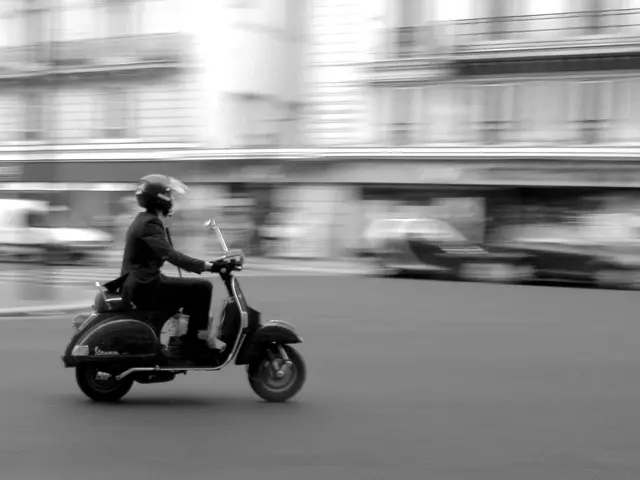 E-scooter accident occurs in Kolbingen, Landkreis Tutlingen, involving an uninsured rider on...