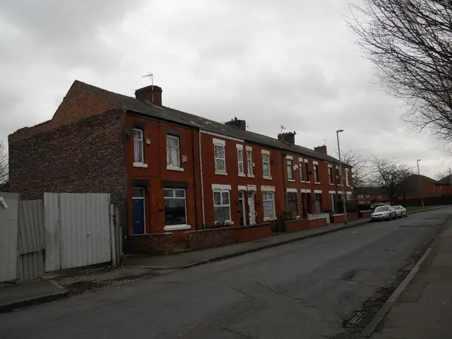 Rain is forecasted for select parts of Cametá on Monday, August 8th.