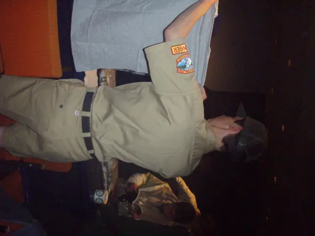 Law enforcement apprehended the pair of burglars.