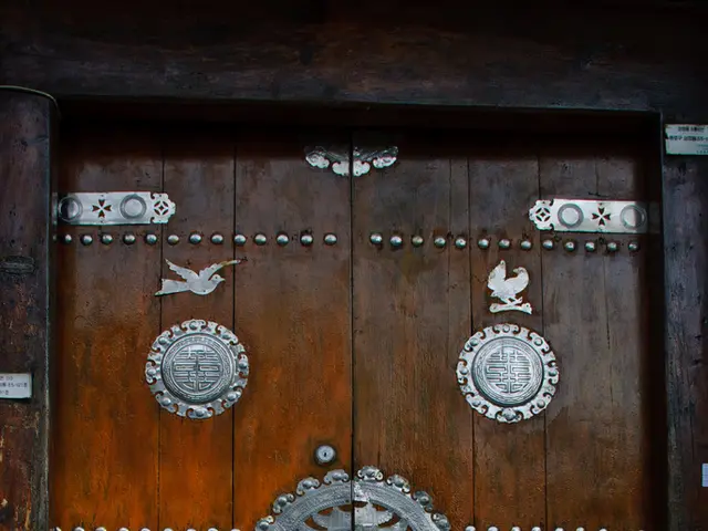 Estimated expenses for installing a new front door