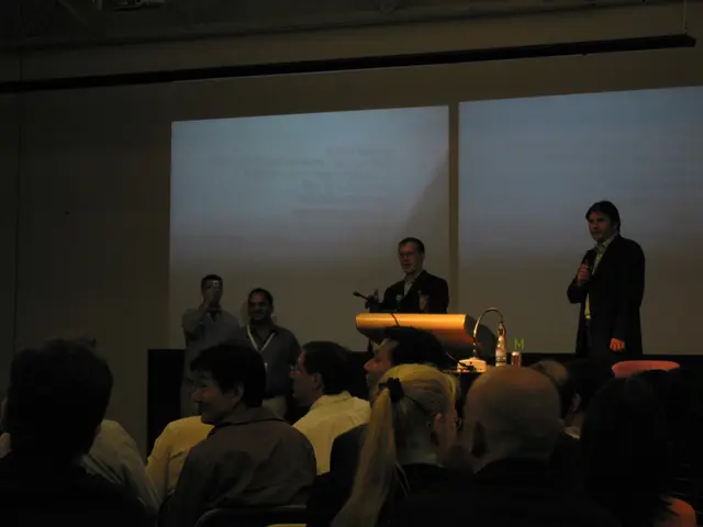 "Harald Glööckler may be entering the TV studio for 'Promi Big Brother'?"