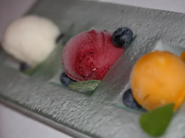 Harvesting Delights in Hưng Yên's Orchards: A Taste of Triumph